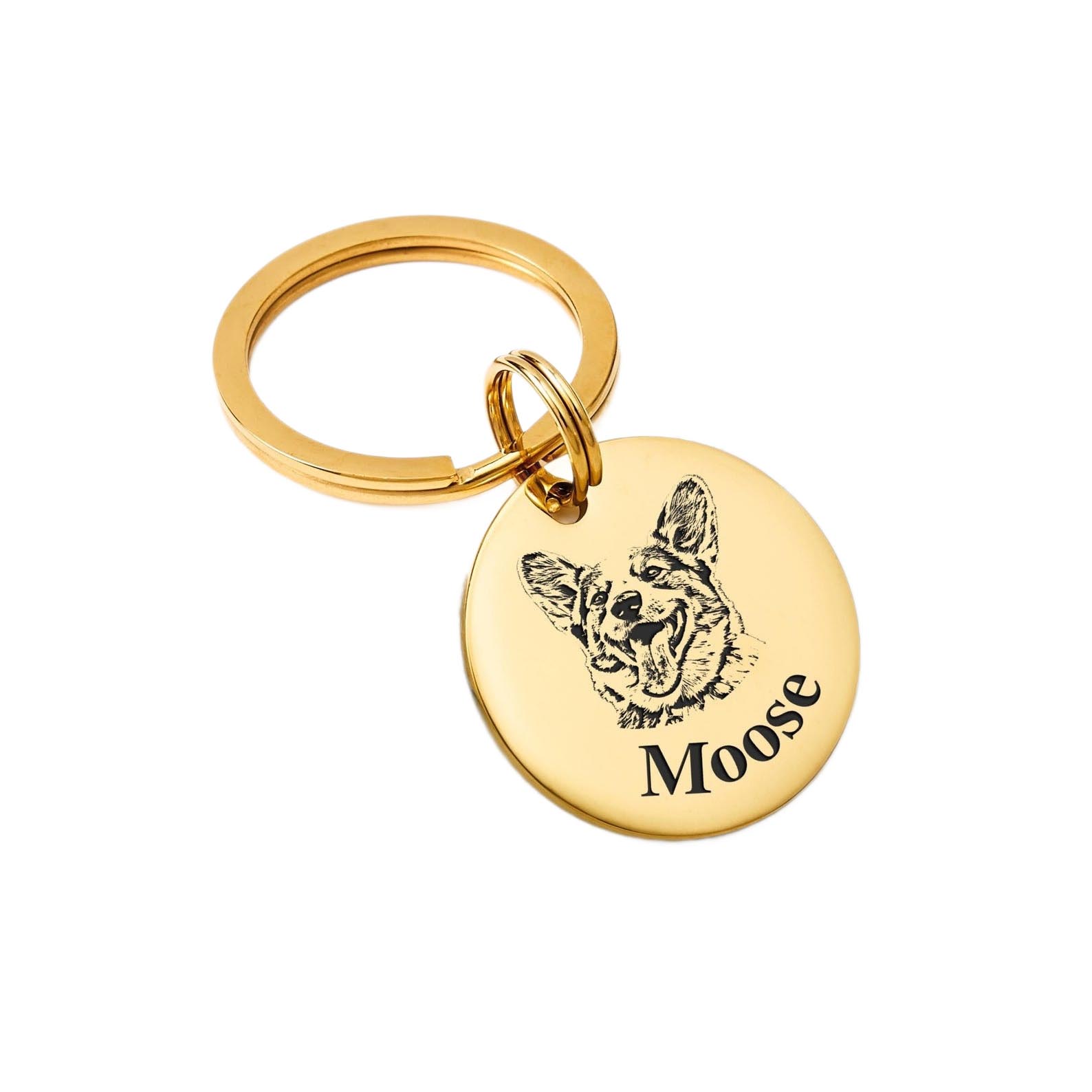 Gold custom pet photo keychain close-up, engraved corgi dog portrait and name round stainless steel keyring